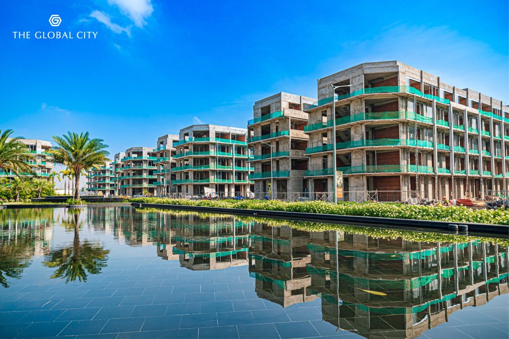 The Global City